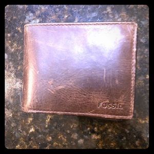 Men’s Fossil brown leather wallet